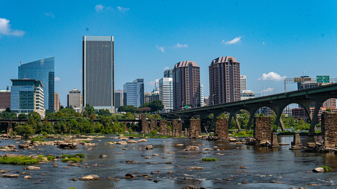 Richmond street scene resembling Porto